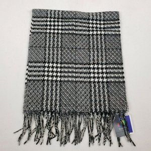 V. Fraas  Cashmink New Black Plaid Fringe Scarf